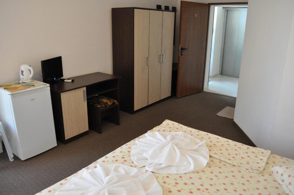 St. George Apartments เนเซบาร์ ห้อง รูปภาพ