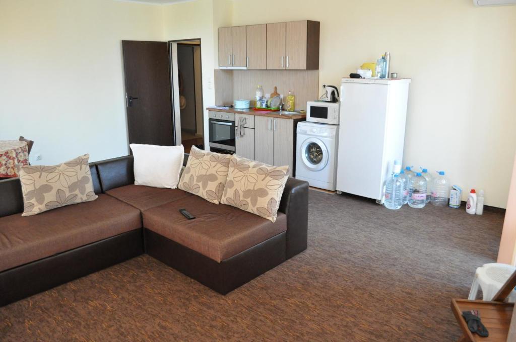St. George Apartments เนเซบาร์ ห้อง รูปภาพ